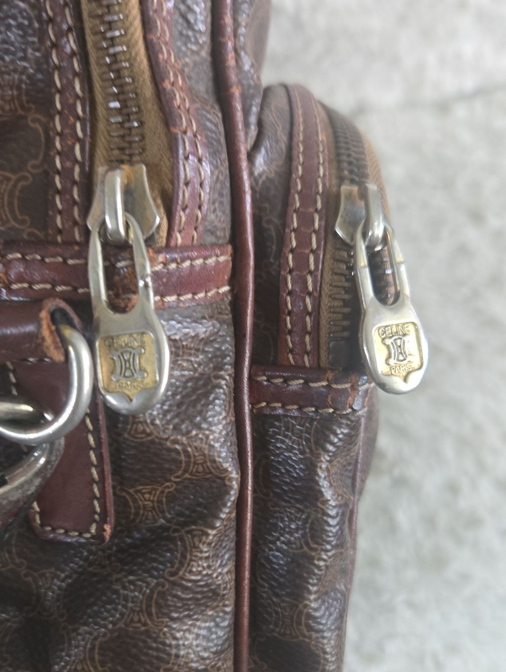 Celine Brown Monogram Crossbody Messenger Bag Euc Like New - Picture 5 of 15